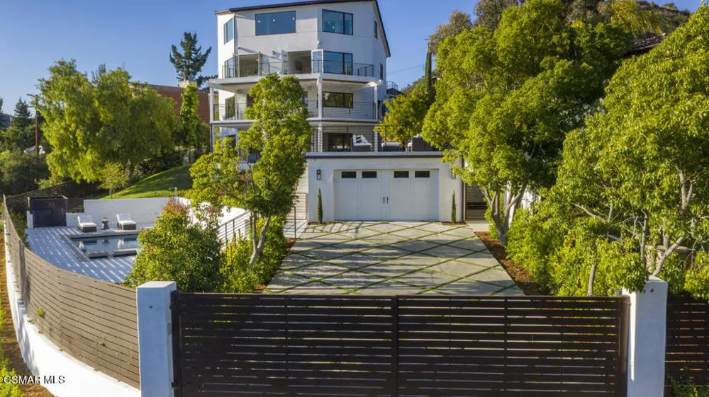 290 Lake Sherwood Drive Thousand Oaks, CA 91361