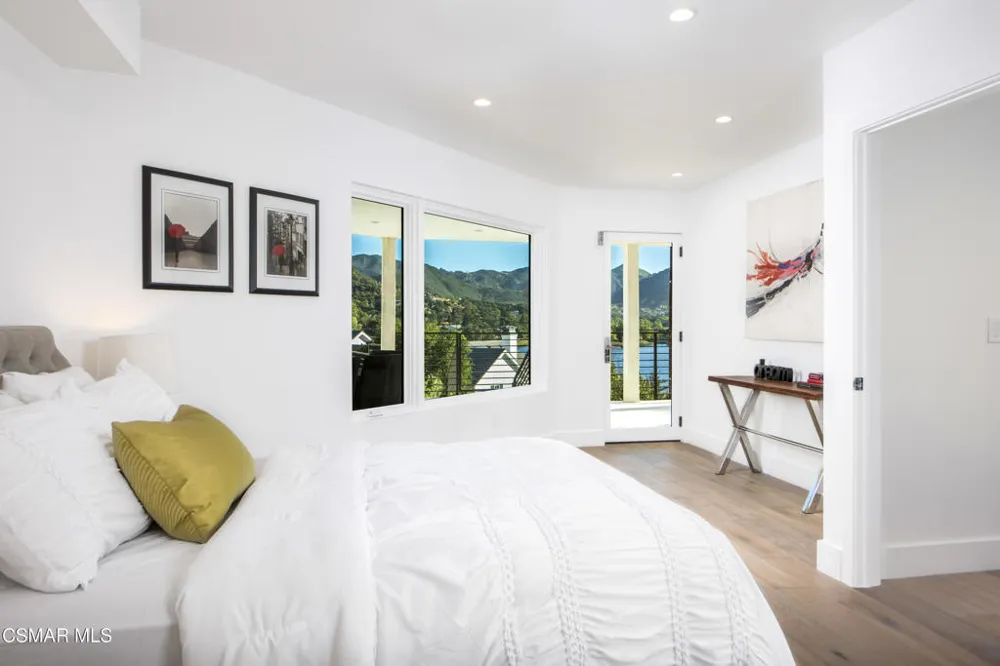 290 Lake Sherwood Drive Thousand Oaks, CA 91361