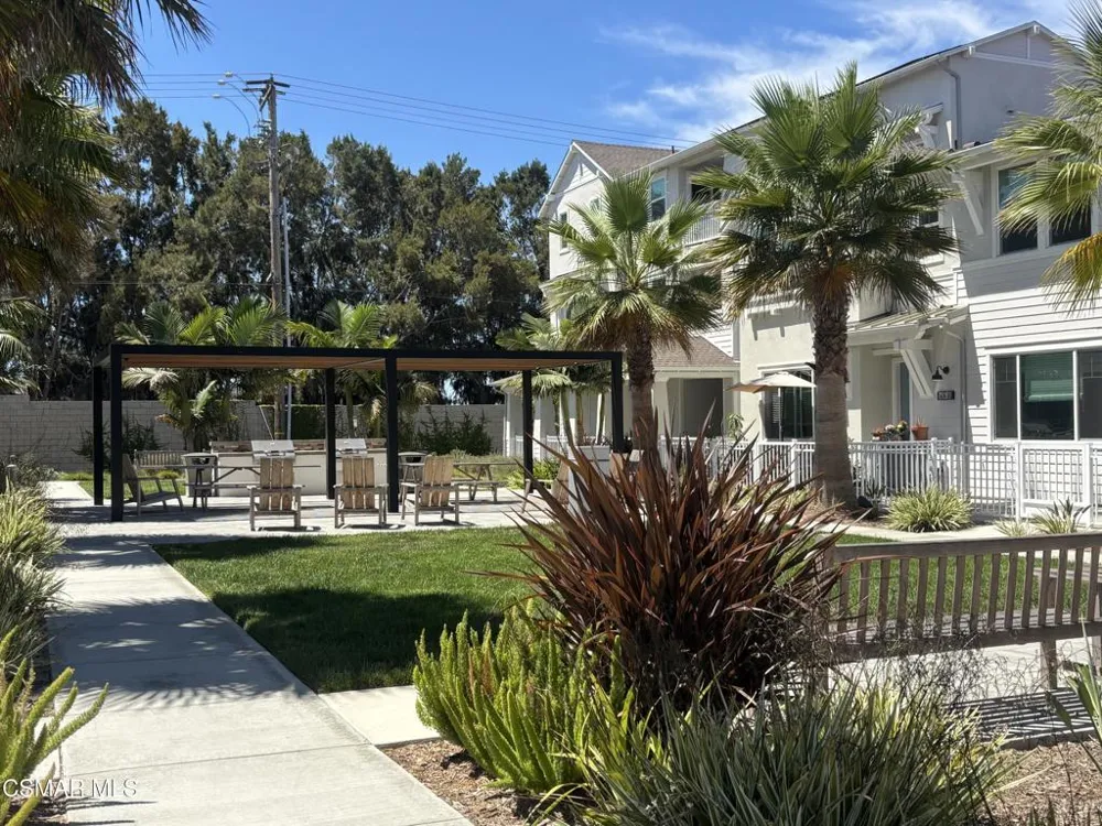 2742 Haley Point Drive #105 Ventura, CA 93003