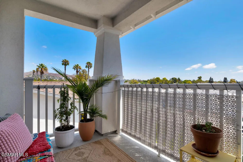 2742 Haley Point Drive #105 Ventura, CA 93003