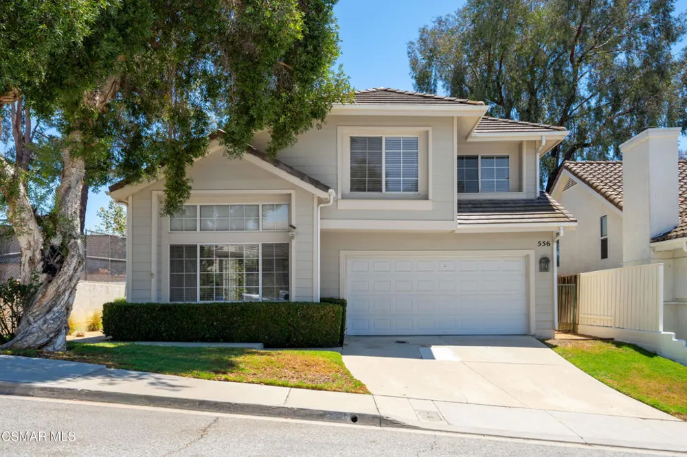 556 Myrtle Court Oak Park, CA 91377