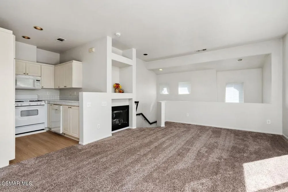 26963 Hillsborough Parkway #72 Valencia, CA 91354