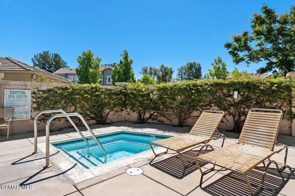 26963 Hillsborough Parkway #72 Valencia, CA 91354