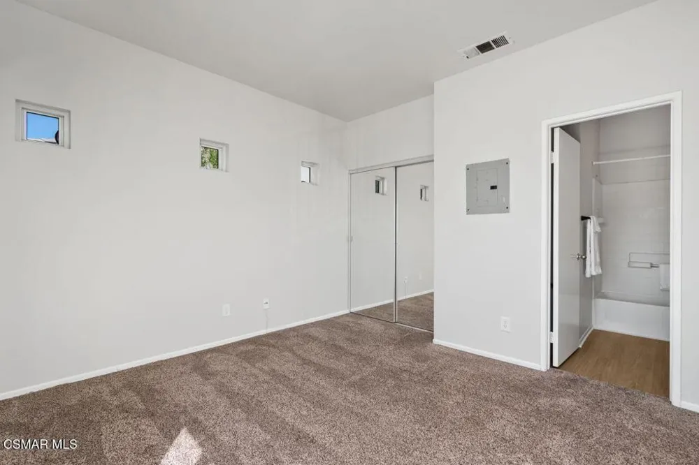 26963 Hillsborough Parkway #72 Valencia, CA 91354