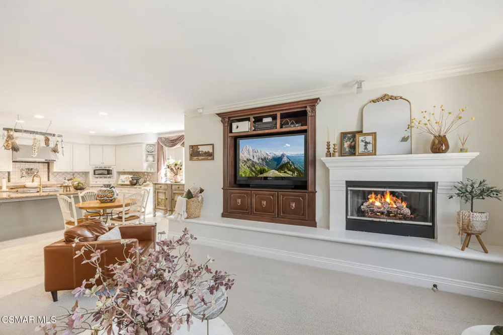 4567 Bristlecone Circle Moorpark, CA 93021