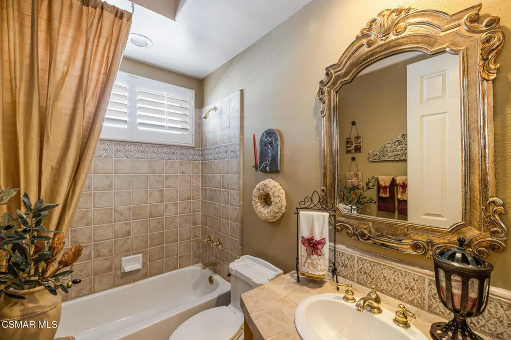 4567 Bristlecone Circle Moorpark, CA 93021