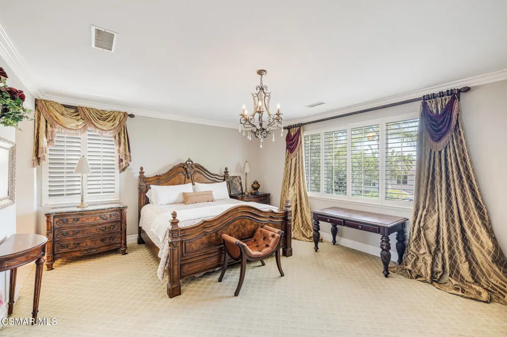 4567 Bristlecone Circle Moorpark, CA 93021