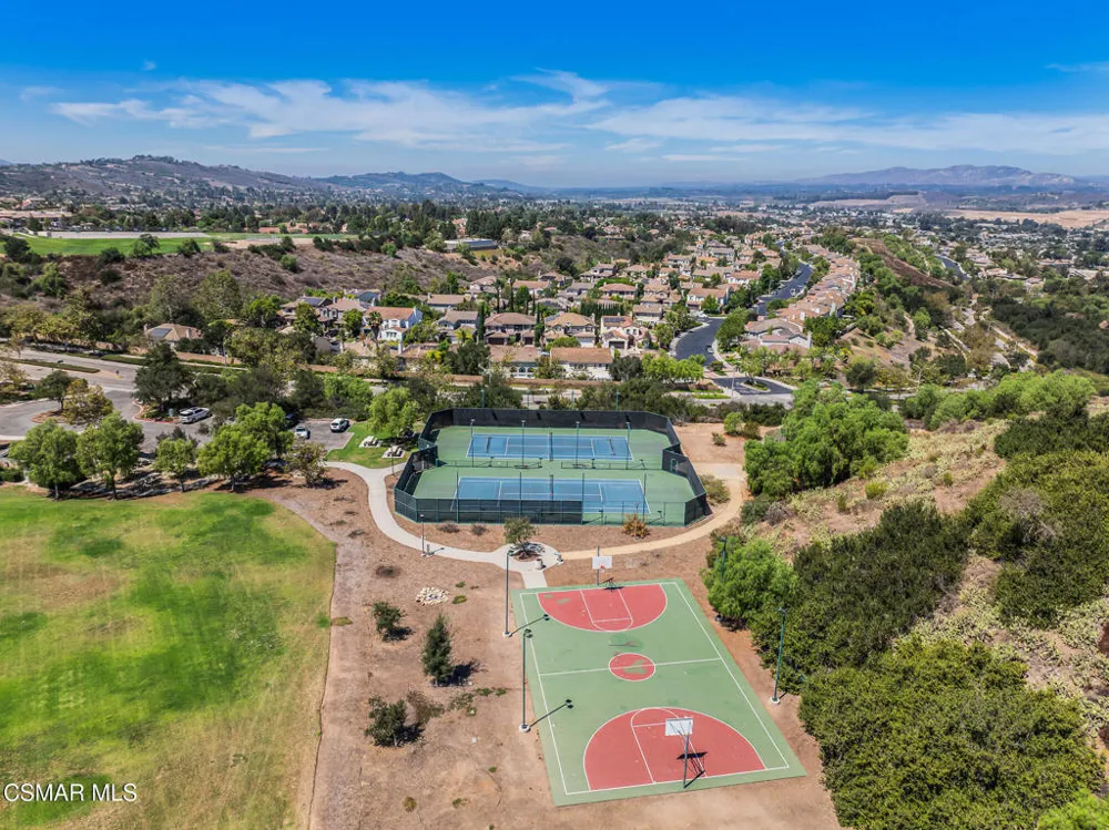 4567 Bristlecone Circle Moorpark, CA 93021