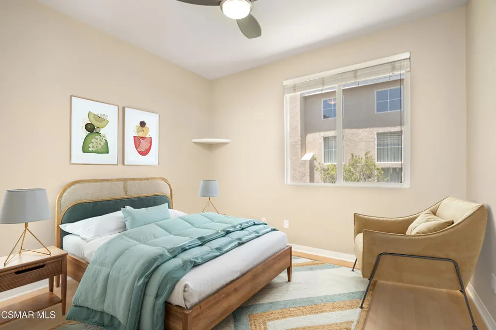 921 Ellesmere Way Oak Park, CA 91377