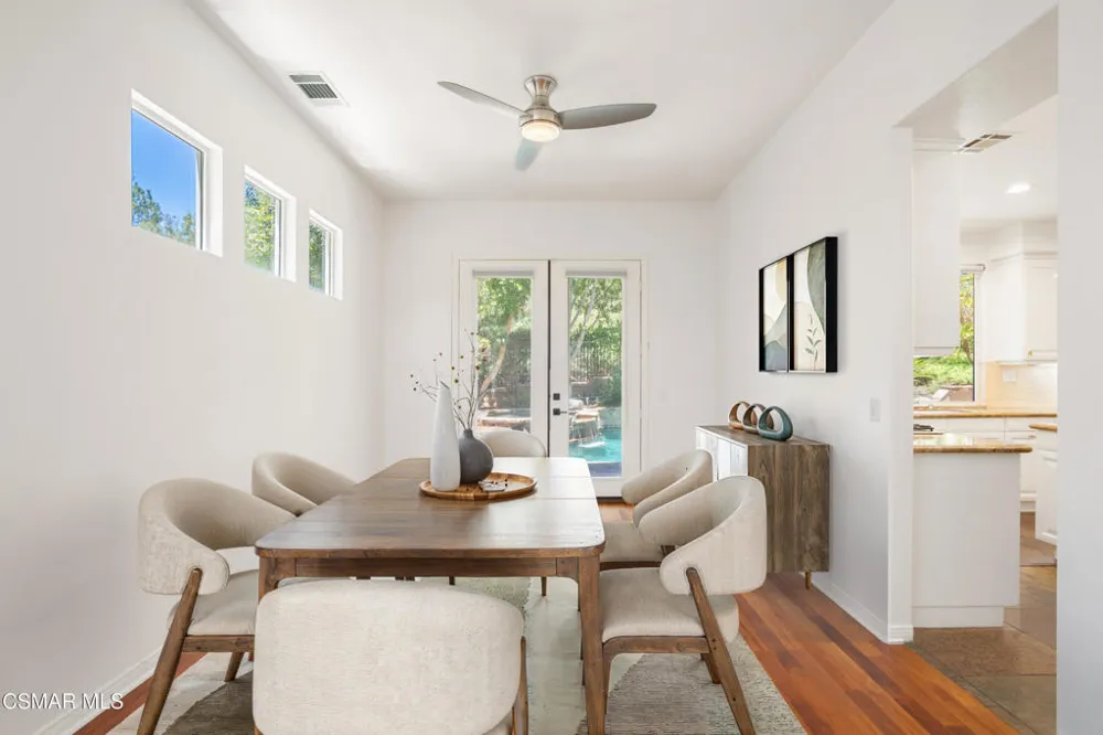 921 Ellesmere Way Oak Park, CA 91377