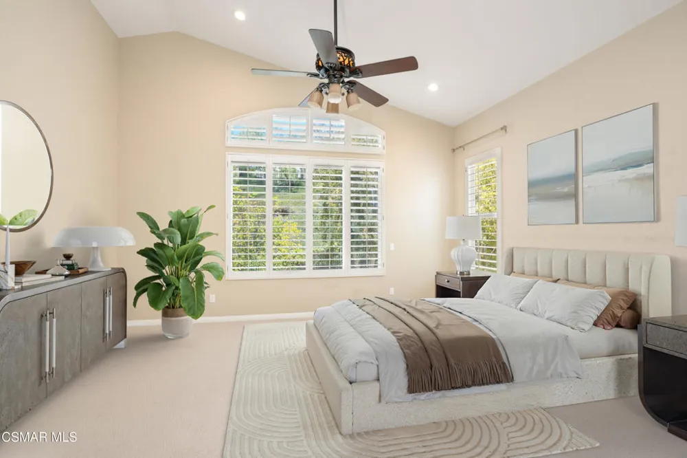 921 Ellesmere Way Oak Park, CA 91377