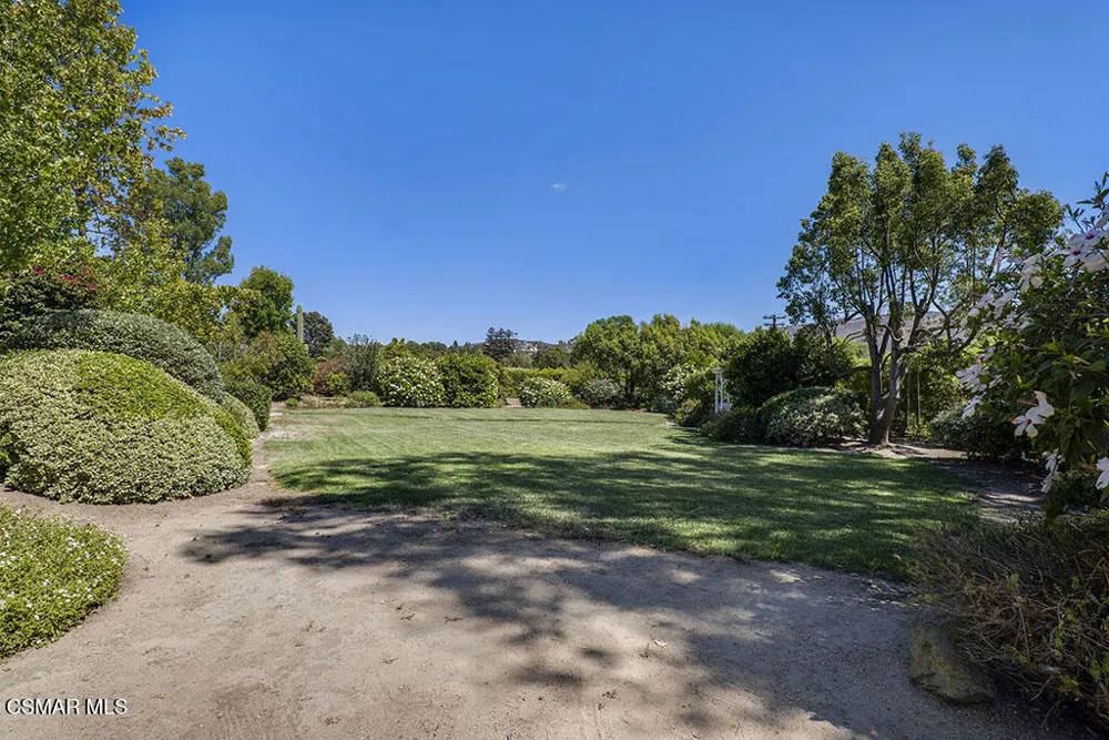 11020 E Las Posas Road Camarillo, CA 93012