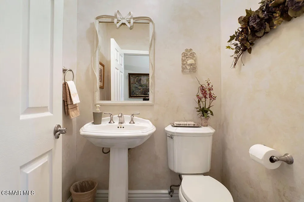 11020 E Las Posas Road Camarillo, CA 93012