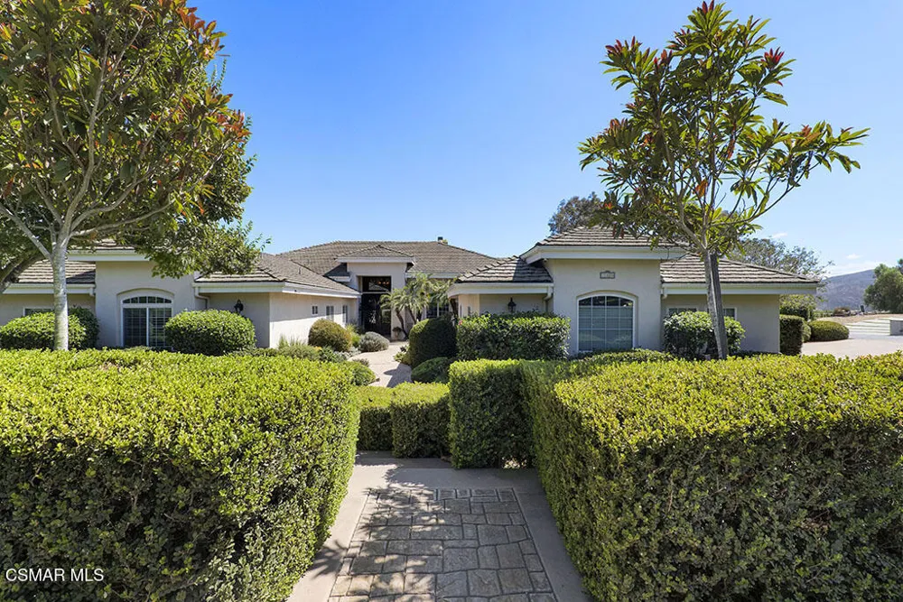 11020 E Las Posas Road Camarillo, CA 93012