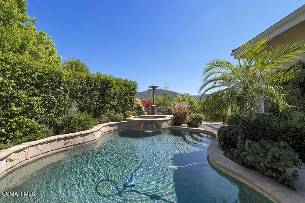 11020 E Las Posas Road Camarillo, CA 93012