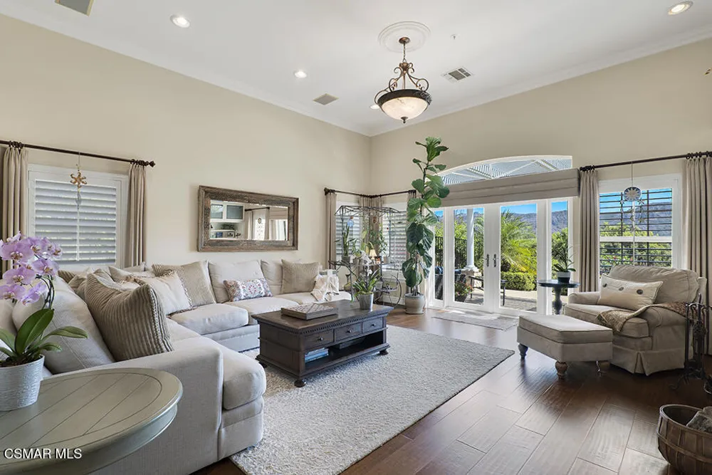 11020 E Las Posas Road Camarillo, CA 93012