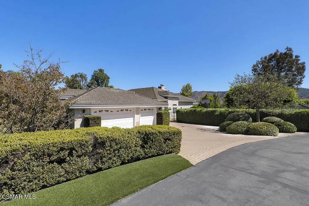 11020 E Las Posas Road Camarillo, CA 93012
