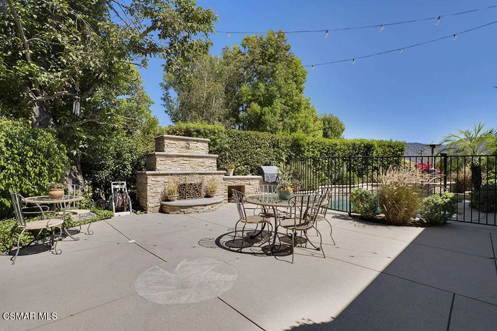 11020 E Las Posas Road Camarillo, CA 93012