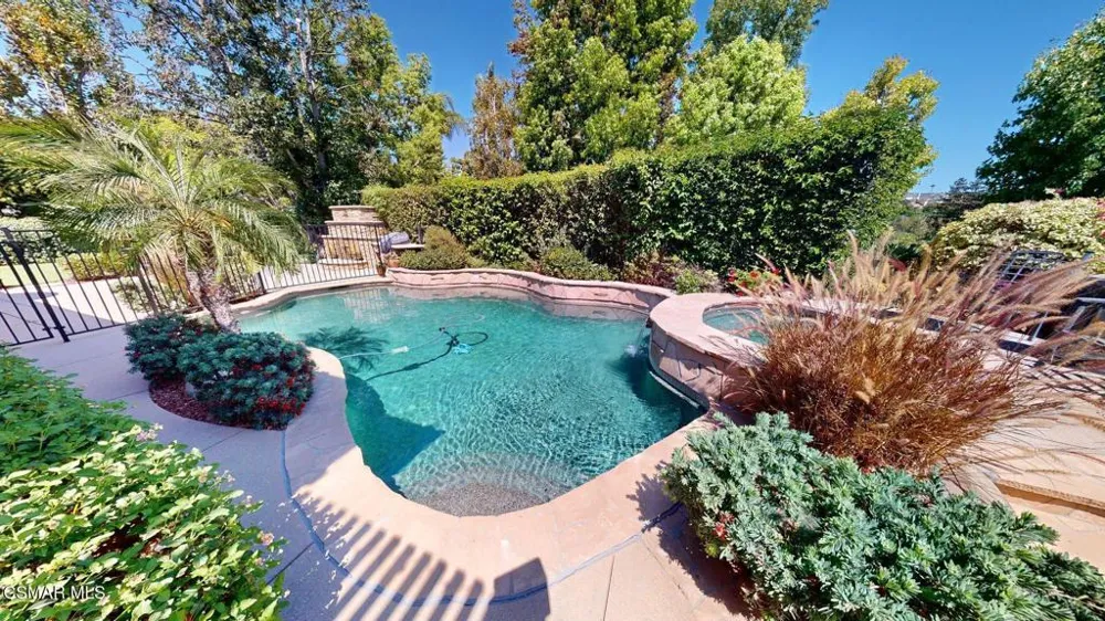 11020 E Las Posas Road Camarillo, CA 93012