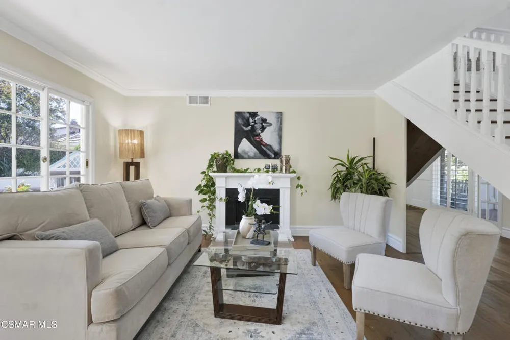 3948 Royal Glen Court Westlake Village, CA 91361
