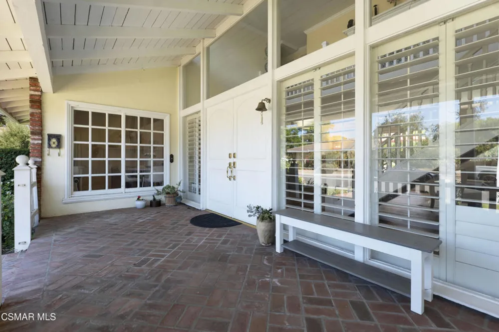 3948 Royal Glen Court Westlake Village, CA 91361