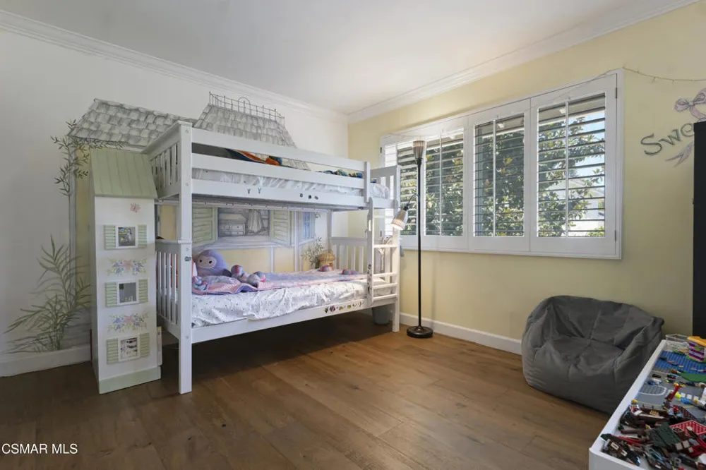 3948 Royal Glen Court Westlake Village, CA 91361