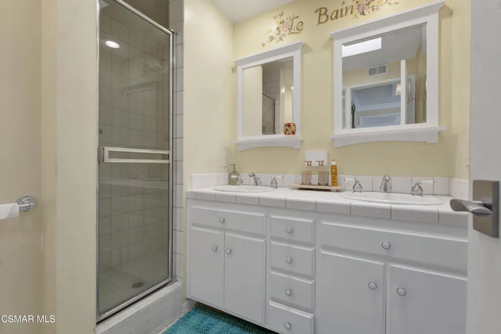 3948 Royal Glen Court Westlake Village, CA 91361