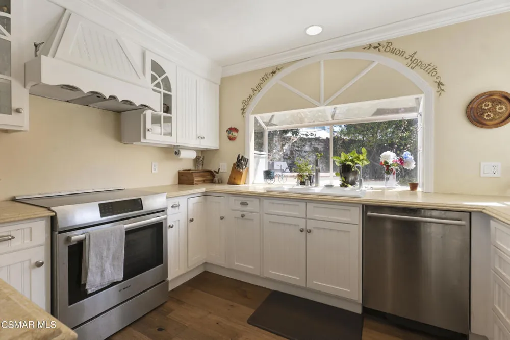 3948 Royal Glen Court Westlake Village, CA 91361