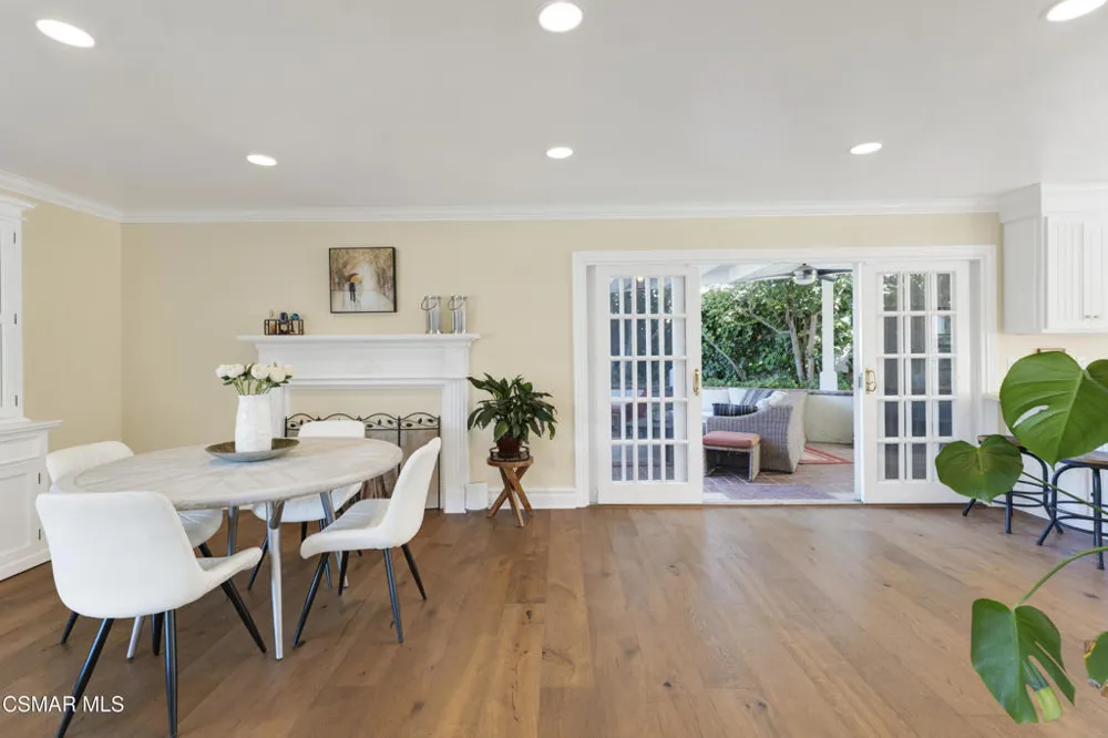 3948 Royal Glen Court Westlake Village, CA 91361