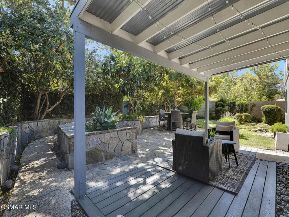 4334 Deerpark Court Westlake Village, CA 91361