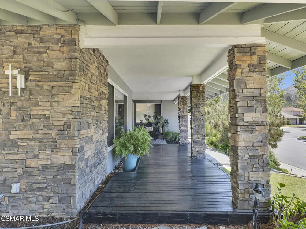 4334 Deerpark Court Westlake Village, CA 91361