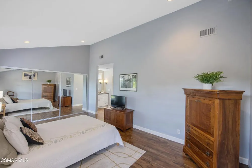 276 Beech Road Newbury Park, CA 91320