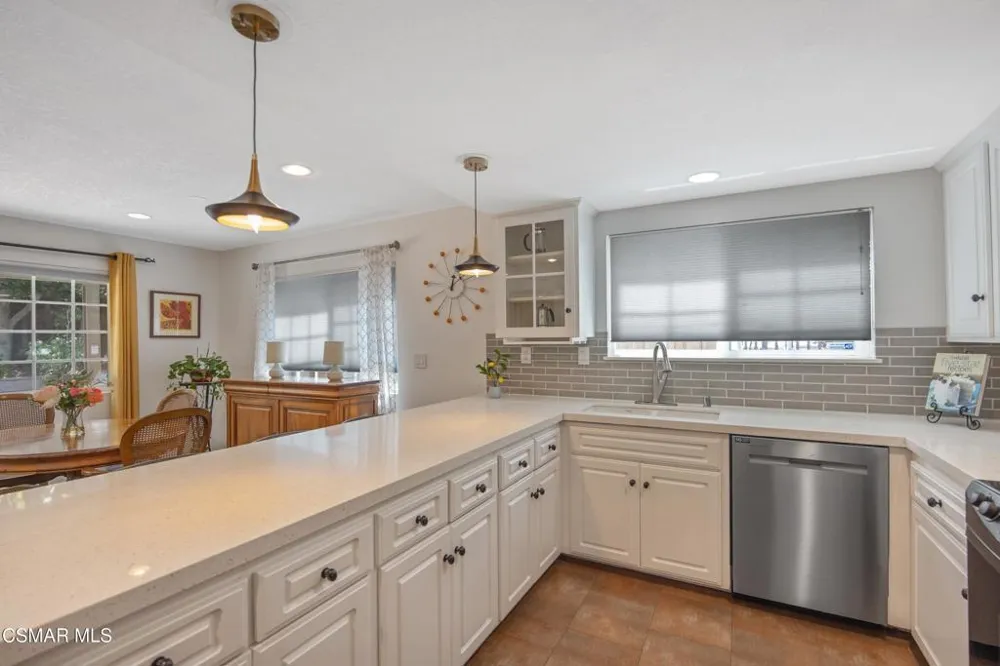 276 Beech Road Newbury Park, CA 91320