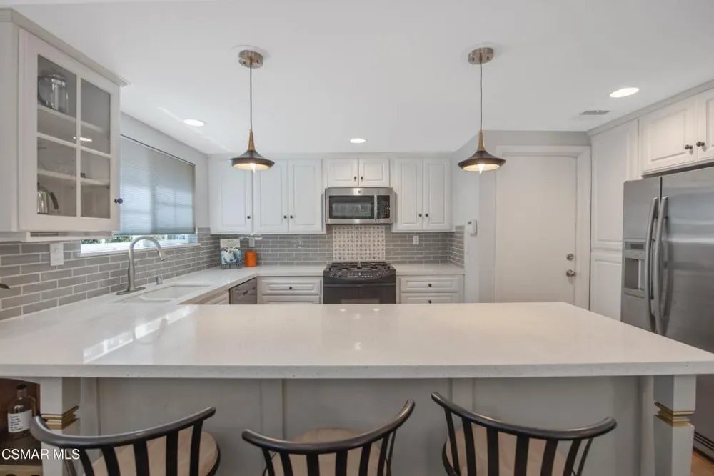 276 Beech Road Newbury Park, CA 91320