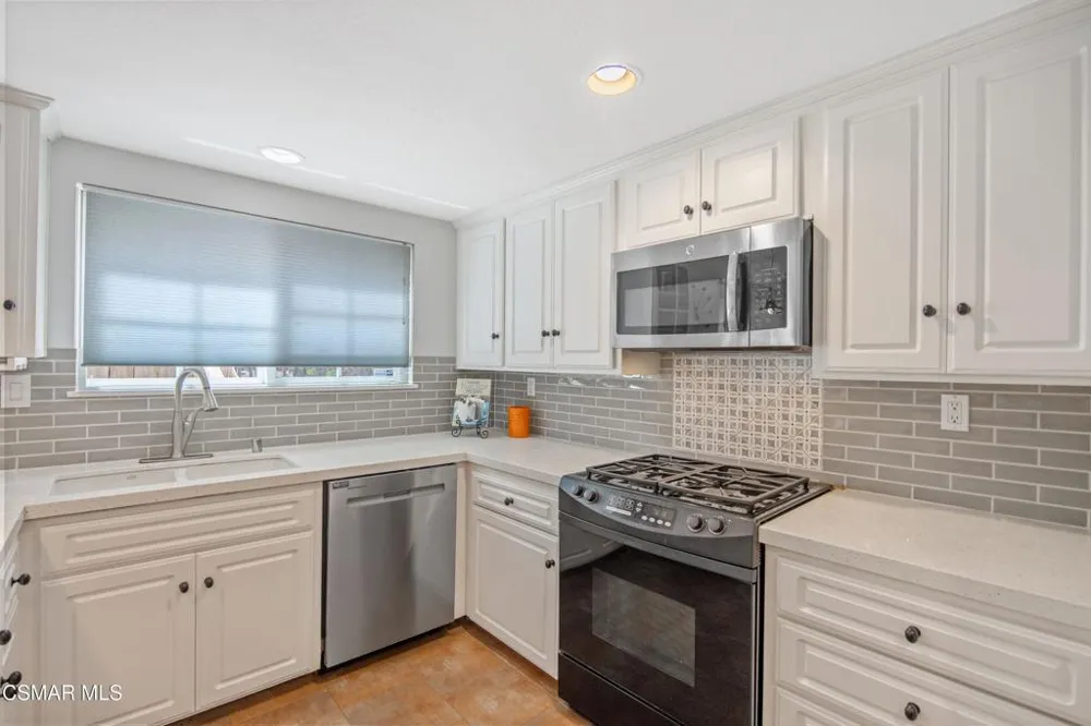 276 Beech Road Newbury Park, CA 91320