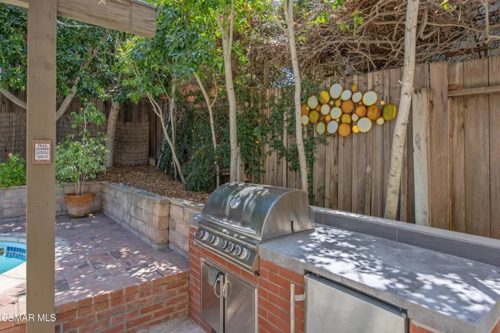 276 Beech Road Newbury Park, CA 91320
