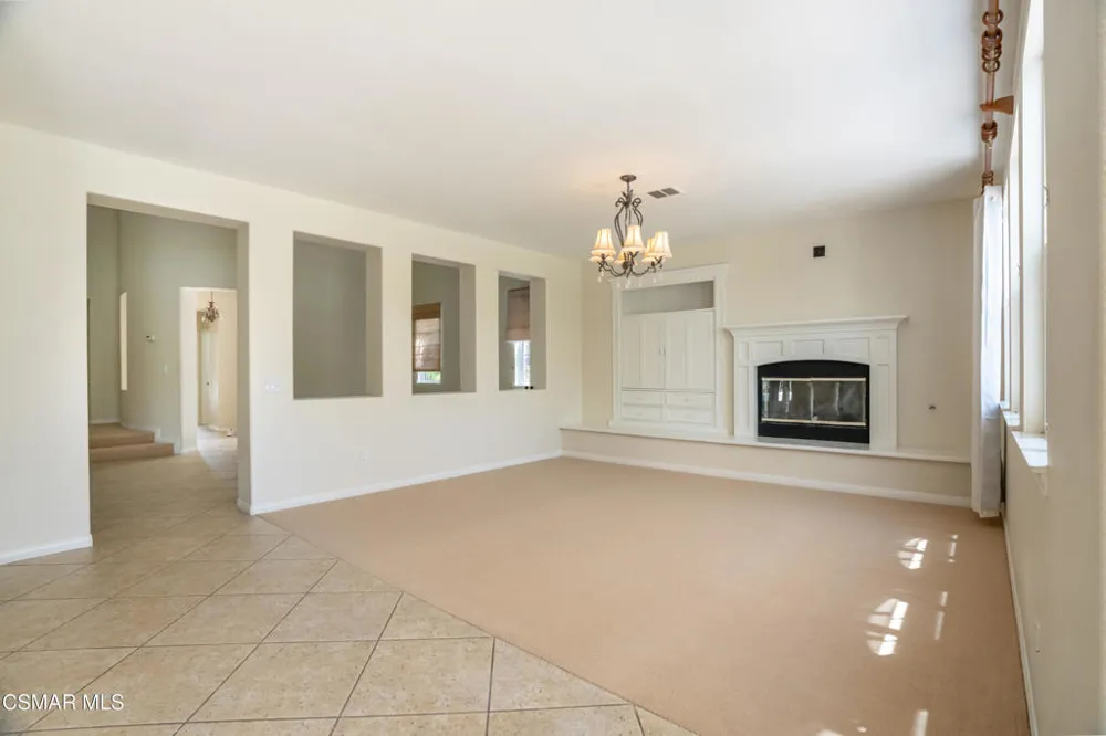151 Via Mirabella Newbury Park, CA 91320
