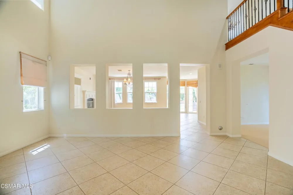 151 Via Mirabella Newbury Park, CA 91320