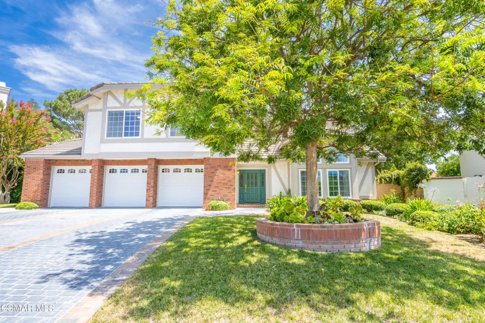 1312 Dubonnet Court Oak Park, CA 91377