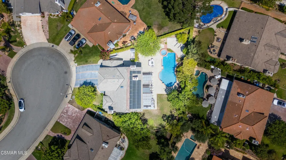1312 Dubonnet Court Oak Park, CA 91377