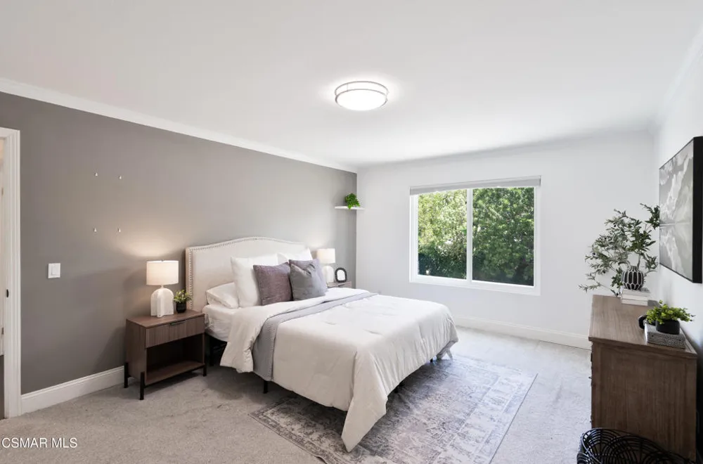 1312 Dubonnet Court Oak Park, CA 91377