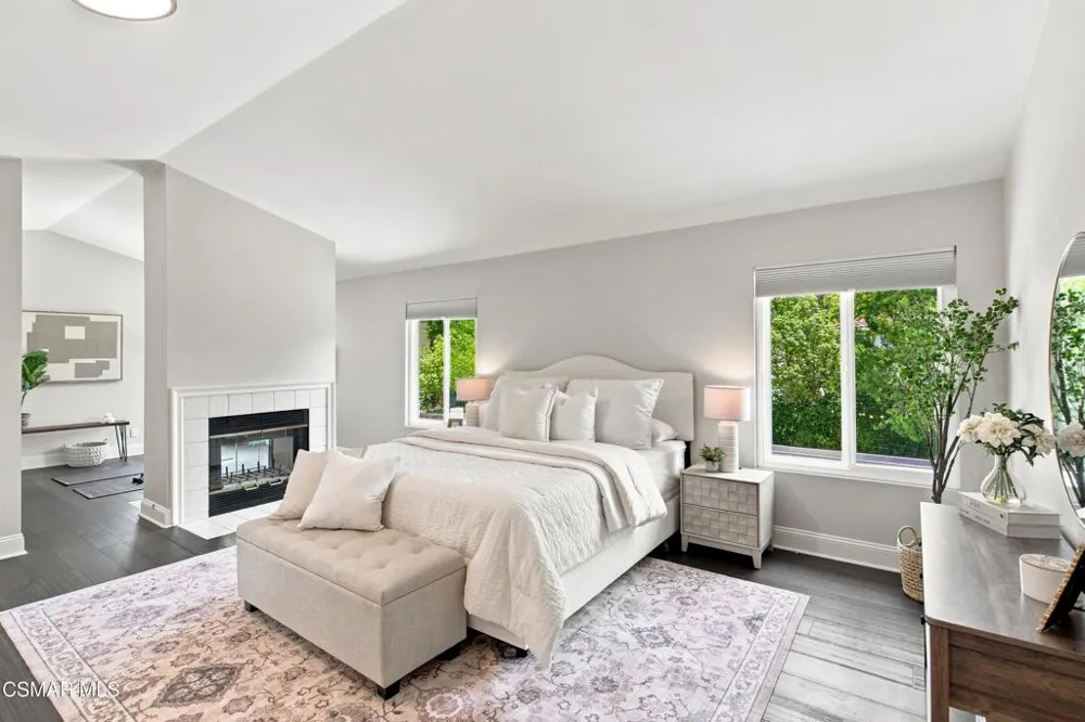 1312 Dubonnet Court Oak Park, CA 91377