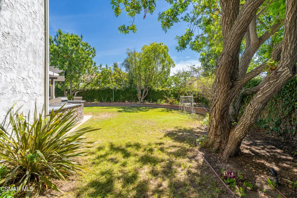 1312 Dubonnet Court Oak Park, CA 91377