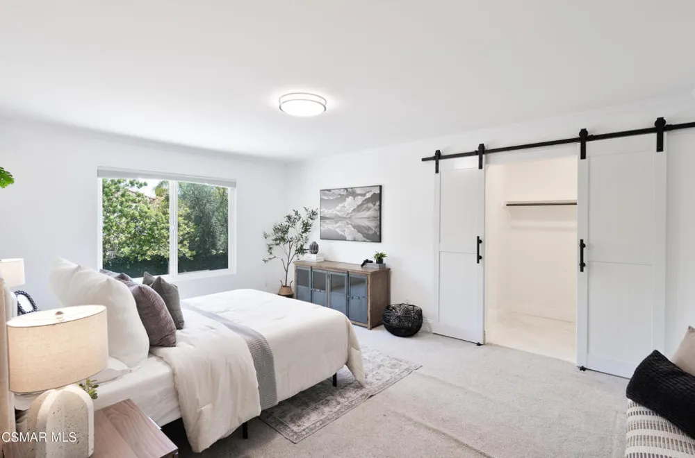 1312 Dubonnet Court Oak Park, CA 91377