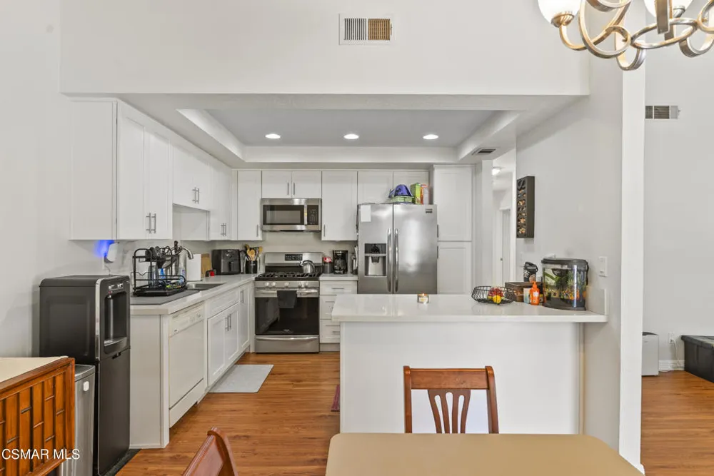 166 Heather Ridge Avenue Newbury Park, CA 91320