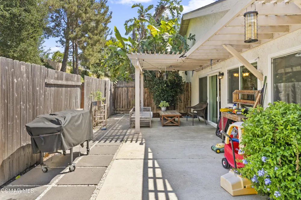 166 Heather Ridge Avenue Newbury Park, CA 91320