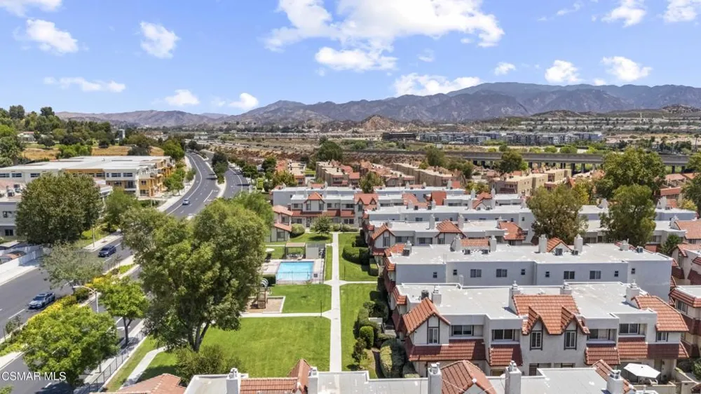 27654 Ironstone Drive #1 Canyon Country, CA 91387