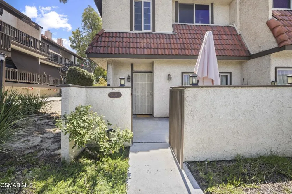 27654 Ironstone Drive #1 Canyon Country, CA 91387