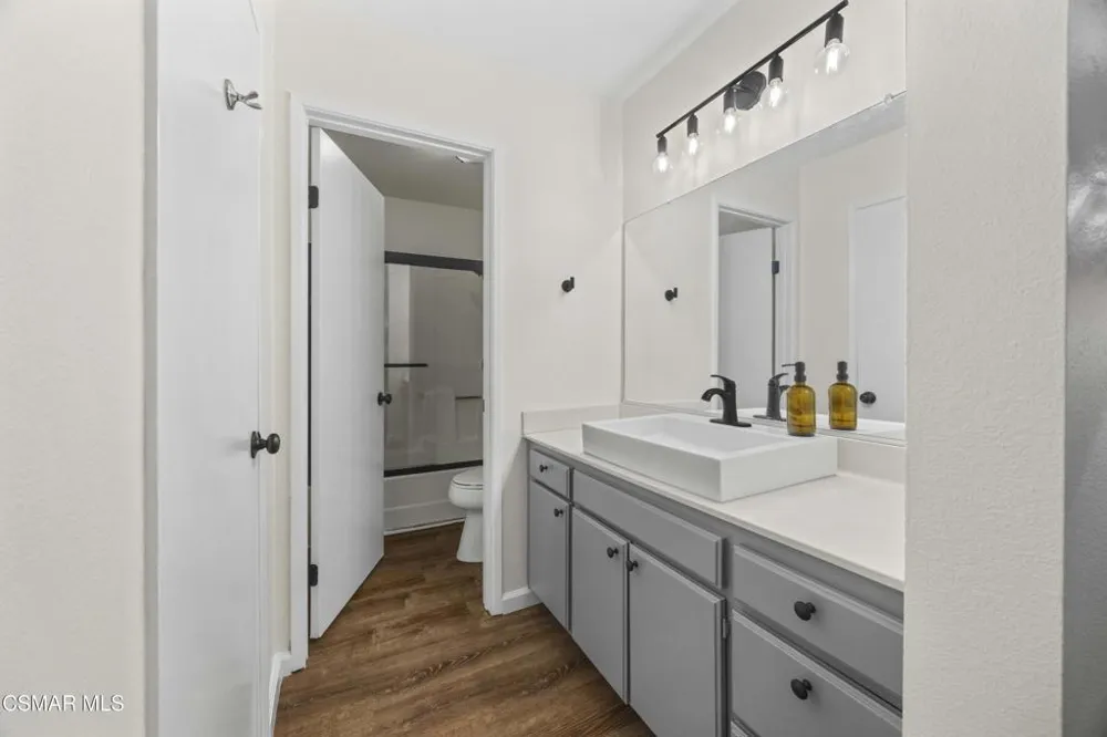 27654 Ironstone Drive #1 Canyon Country, CA 91387