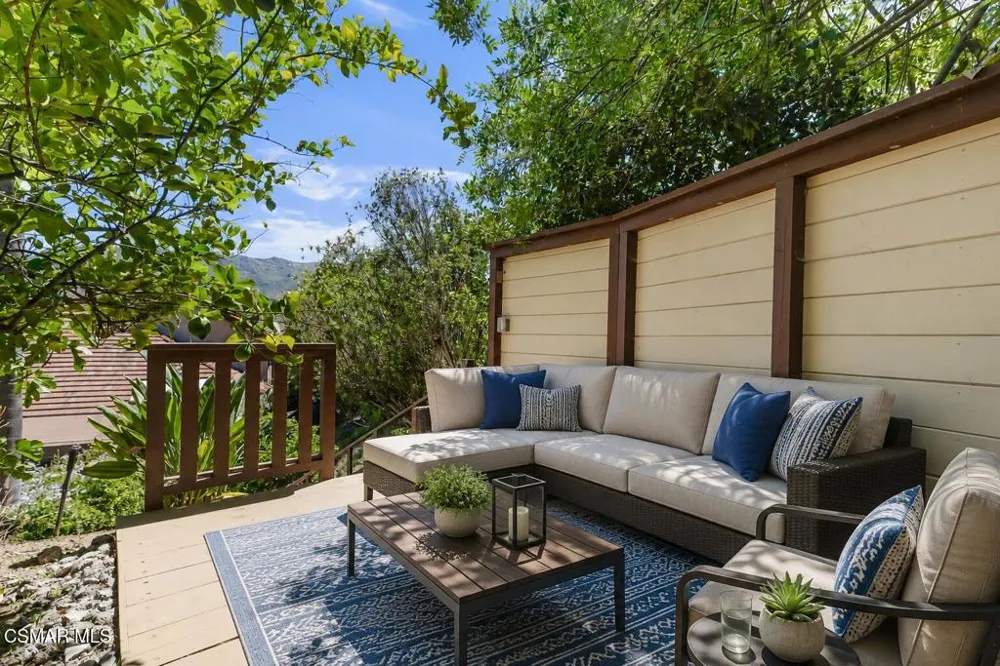 30049 Trail Creek Drive Agoura Hills, CA 91301